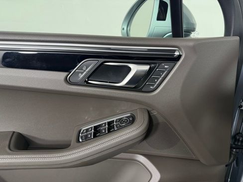 New 2026 Porsche Macan AWD/4WD image 20