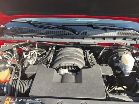 Used 2018 Chevrolet Silverado 1500 Custom AWD/4WD image 23