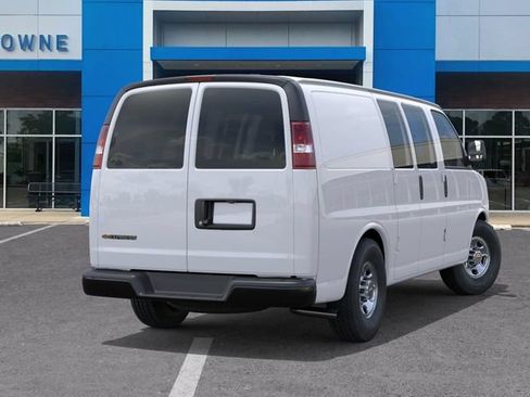 New 2026 Chevrolet Express 2500 w/ Driver Convenience Package RWD image 4