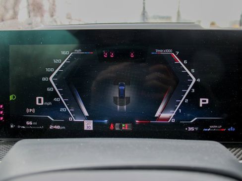 Used 2026 BMW X7 M60i image 18