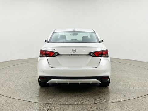 Used 2025 Nissan Versa SV image 7