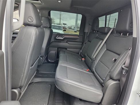 Used 2025 GMC Sierra 2500 Denali w/ Denali Reserve Package image 9