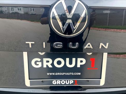 Used 2022 Volkswagen Tiguan S FWD image 10