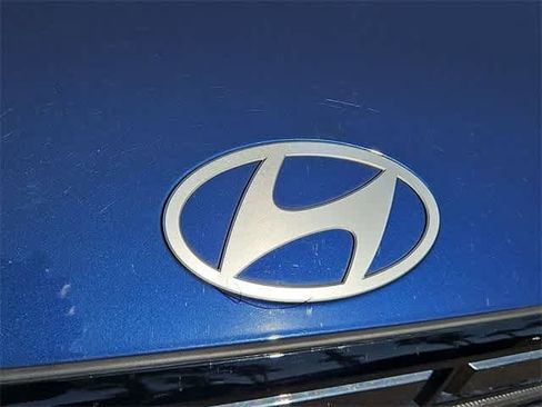 Certified 2025 Hyundai Santa Fe Limited image 11