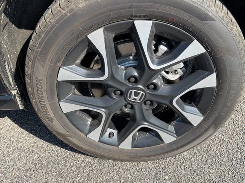 Used 2026 Honda HR-V EX-L image 9