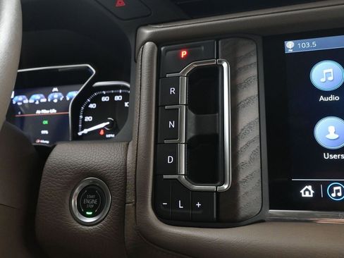 Used 2021 GMC Yukon Denali w/ LPO, Illumination Package image 13