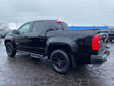 Used 2019 Chevrolet Colorado Z71 w/ Z71 Midnight Edition image 6