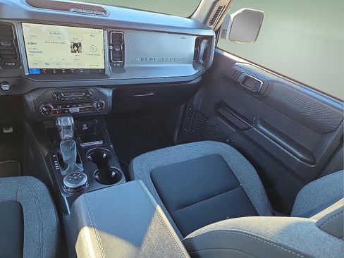 Certified 2025 Ford Bronco Big Bend image 12