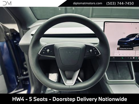 Used 2026 Tesla Model Y Long Range AWD/4WD image 28