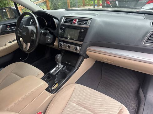 Used 2016 Subaru Outback 2.5i Premium AWD/4WD image 19