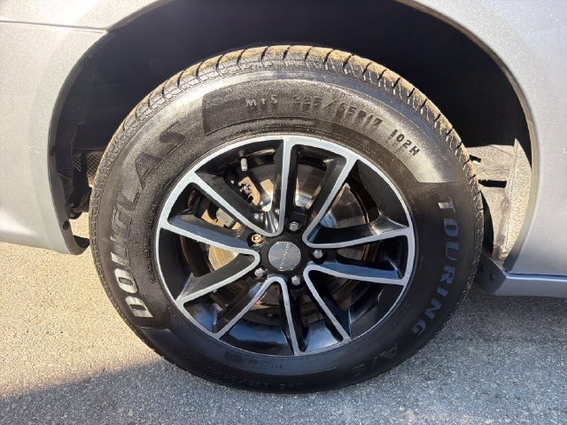 Used 2018 Dodge Grand Caravan SXT w/ Driver Convenience Group FWD image 29