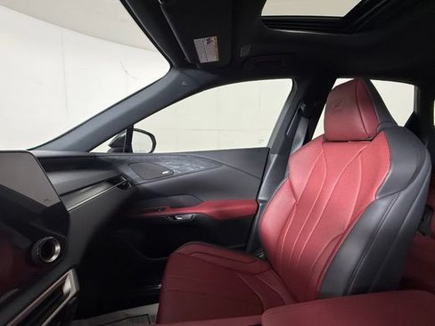 Used 2024 Lexus RX 350 F Sport w/ Convenience Package AWD/4WD image 19