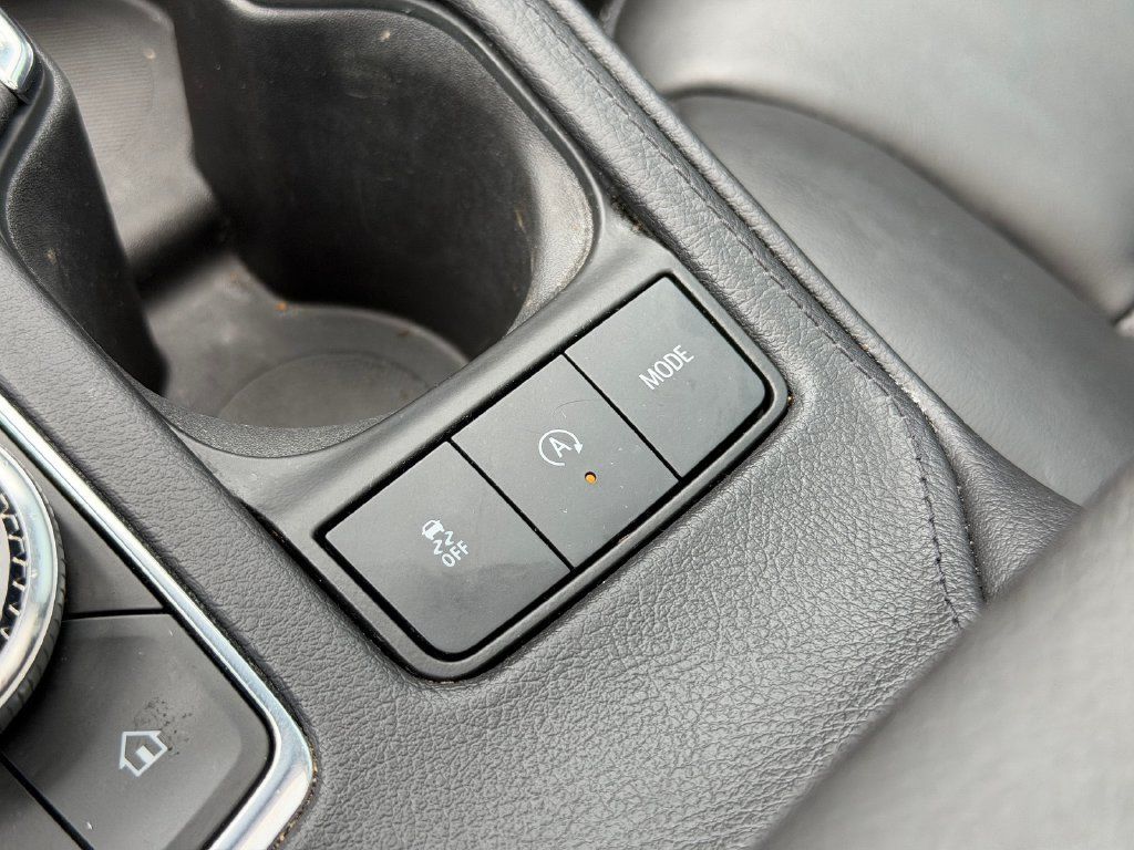 Used 2024 Cadillac XT4 Premium Luxury FWD image 29