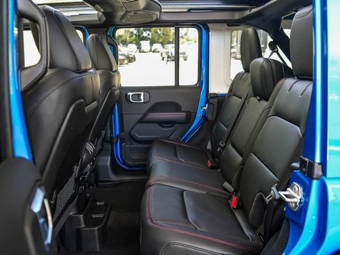 New 2026 Jeep Wrangler Unlimited Rubicon AWD/4WD image 18