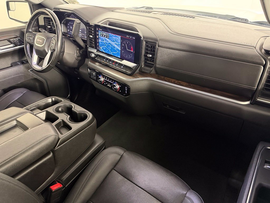 Used 2025 GMC Sierra 1500 SLT RWD image 15