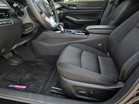 Certified 2024 Nissan Altima 2.5 SV image 17