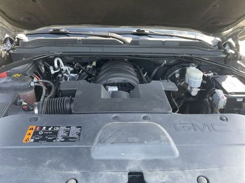 Used 2019 GMC Yukon SLT w/ Premium Edition image 32