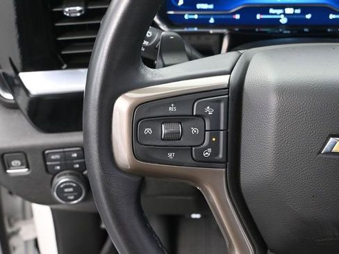 Used 2022 Chevrolet Silverado 1500 High Country image 35