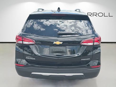 Used 2024 Chevrolet Equinox Premier FWD image 4