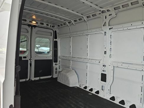 Used 2022 RAM ProMaster 2500 FWD image 24