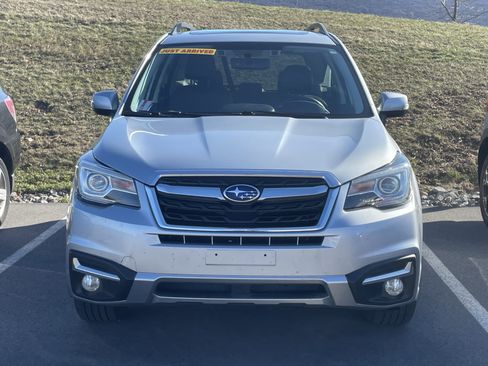 Used 2017 Subaru Forester 2.5i Touring image 3