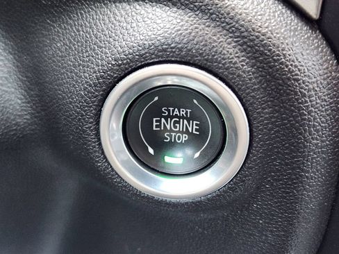 Certified 2021 Chevrolet Silverado 1500 RST AWD/4WD image 21