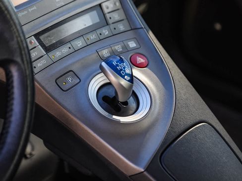 Used 2015 Toyota Prius Four image 20