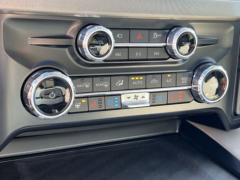 New 2026 Ford F350 Platinum w/ Platinum Plus Package image 21