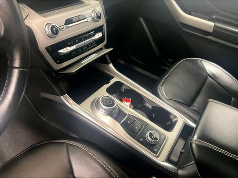 Used 2023 Ford Explorer XLT w/ Equipment Group 202A image 21