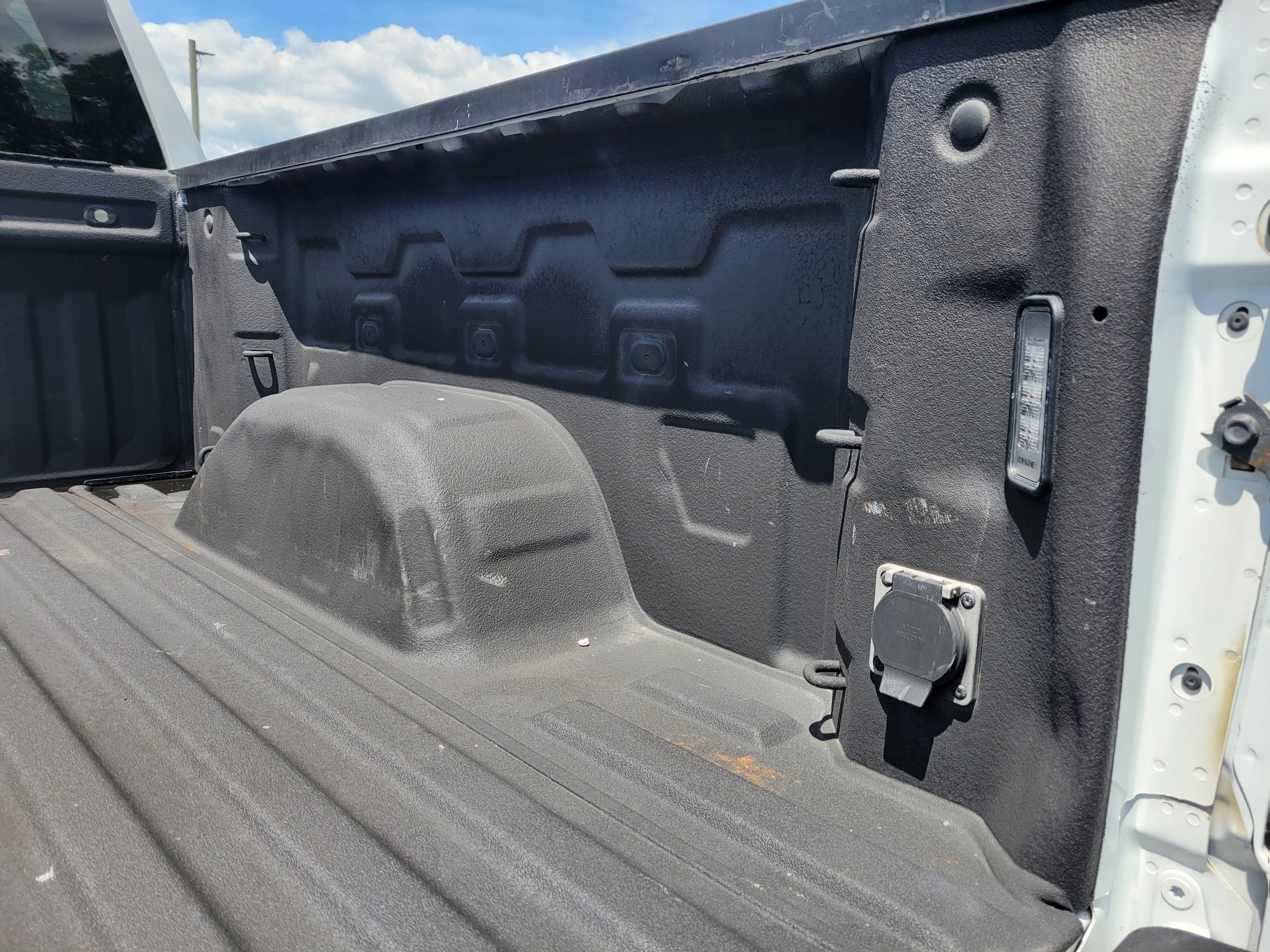 Used 2022 Chevrolet Silverado 1500 Custom AWD/4WD image 8
