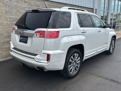 Used 2017 GMC Terrain Denali FWD image 3