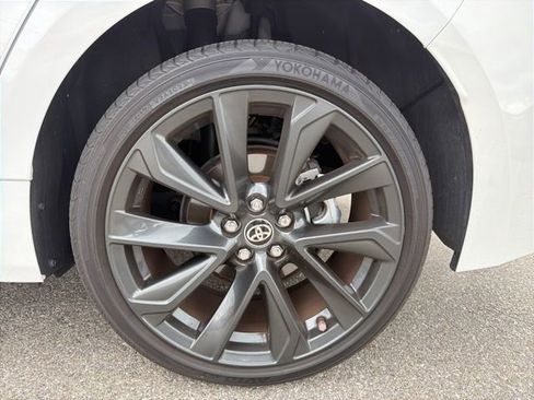 Used 2023 Toyota Corolla SE w/ SE Premium Package FWD image 25