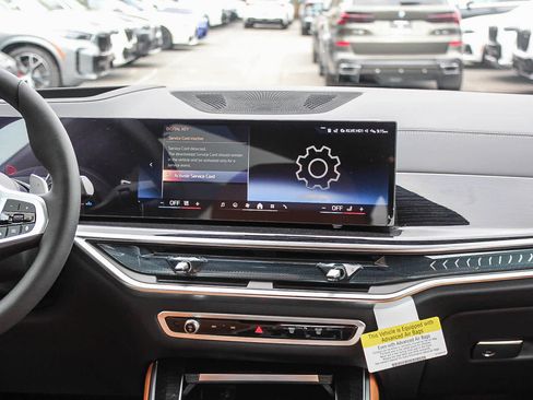 Used 2026 BMW X5 sDrive40i w/ M Sport Package RWD image 13