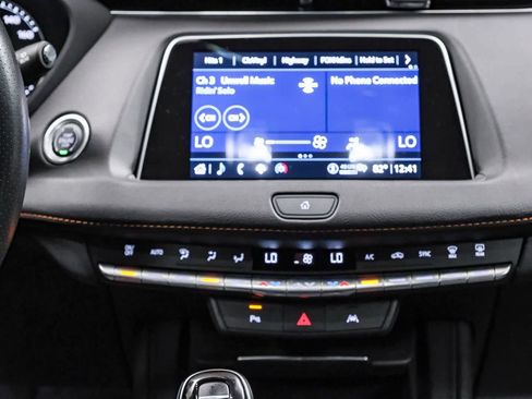 Used 2023 Cadillac XT4 Sport FWD image 16