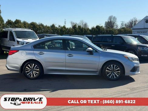 Used 2018 Subaru Legacy 2.5i Premium AWD/4WD image 6