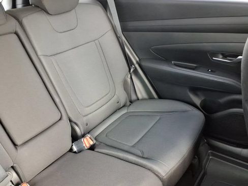 Used 2026 Hyundai Tucson SE FWD image 18