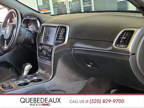 Used 2018 Jeep Grand Cherokee Limited w/ Trailer Tow Group IV AWD/4WD image 31