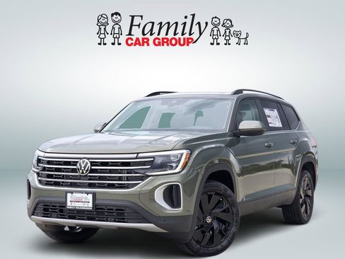 New 2026 Volkswagen Atlas SE FWD image 1