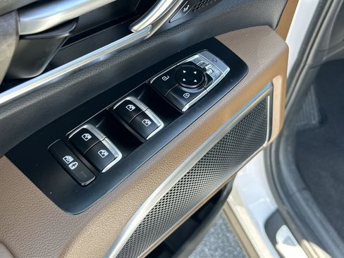Used 2022 Kia Telluride SX w/ SX Prestige Package AWD/4WD image 17