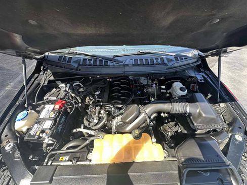 Used 2018 Ford F150 XLT w/ Equipment Group 302A Luxury RWD image 9
