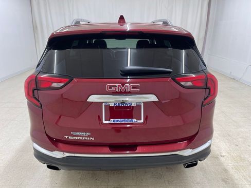 Used 2020 GMC Terrain SLT w/ Preferred Package image 4