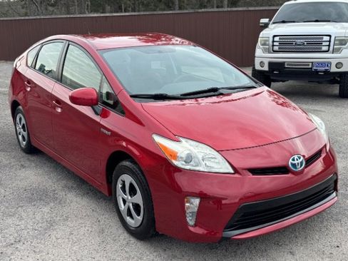 Used 2012 Toyota Prius Two image 2