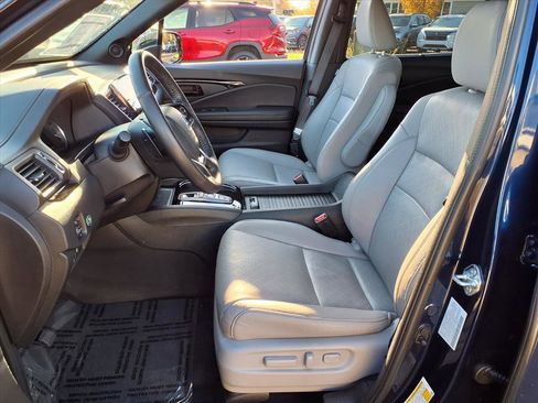 Used 2023 Honda Passport Elite image 4