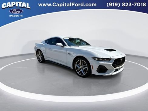 Certified 2024 Ford Mustang GT Premium image 2