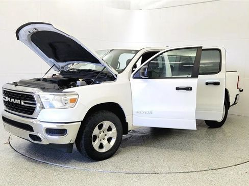 Used 2023 RAM 1500 Big Horn AWD/4WD image 11
