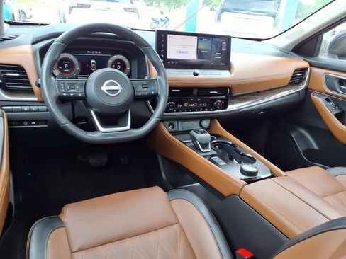 Used 2024 Nissan Rogue Platinum w/ Platinum Premium Package AWD/4WD image 7