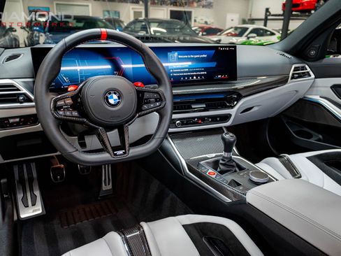 Used 2025 BMW M3 w/ M Carbon Exterior Package RWD image 17