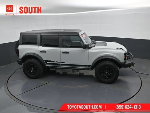 Used 2022 Ford Bronco Wildtrak AWD/4WD image 47