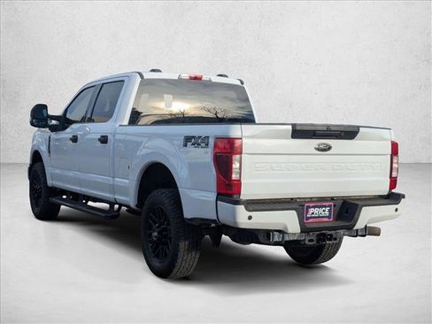 Used 2022 Ford F250 XLT w/ Black Appearance Package image 7