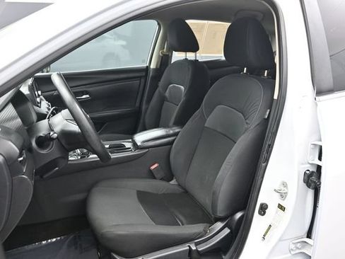 Used 2022 Nissan Sentra S FWD image 5